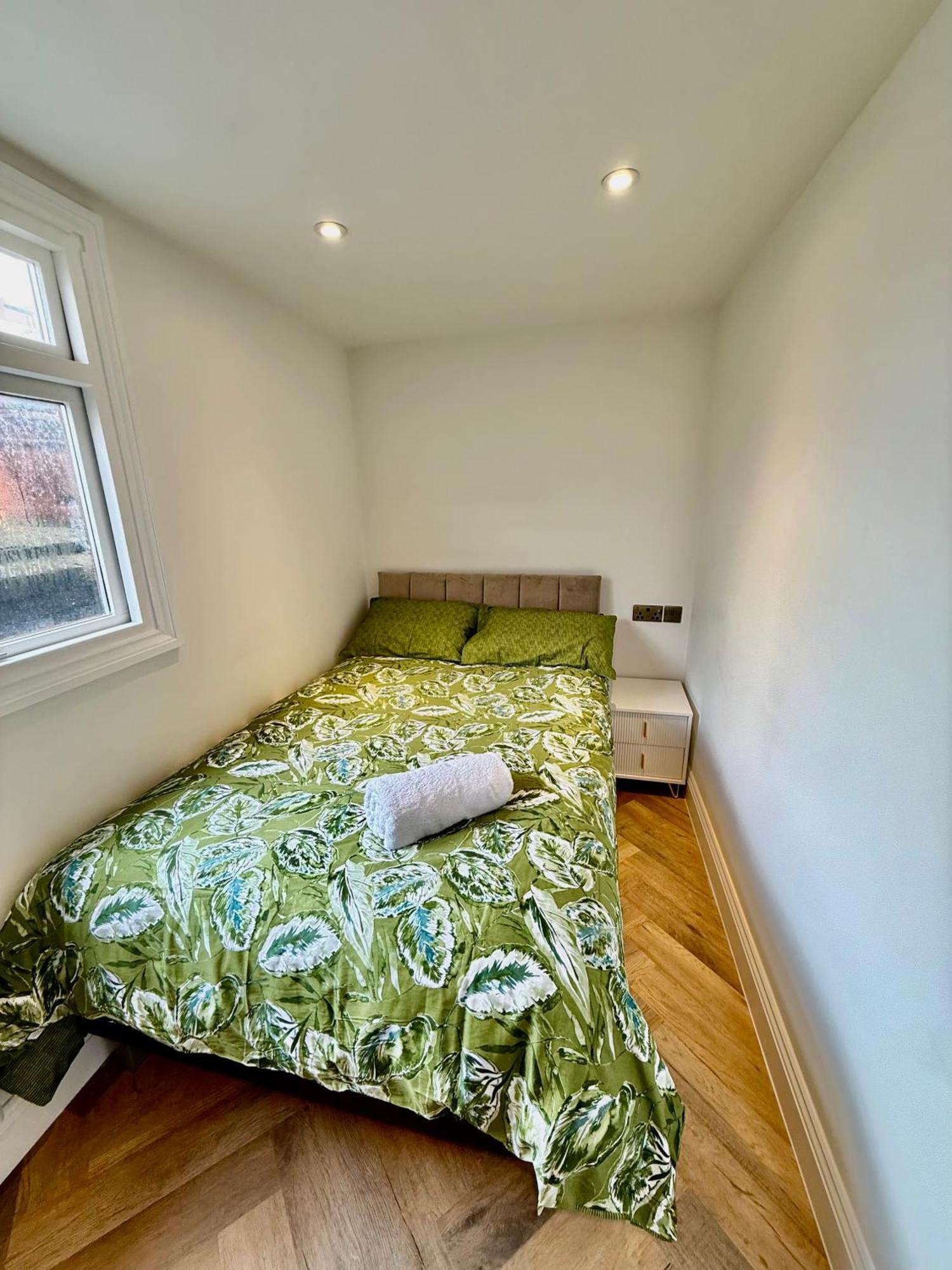 Central, Modern, Westfield, Close To Tube Station London Exterior photo